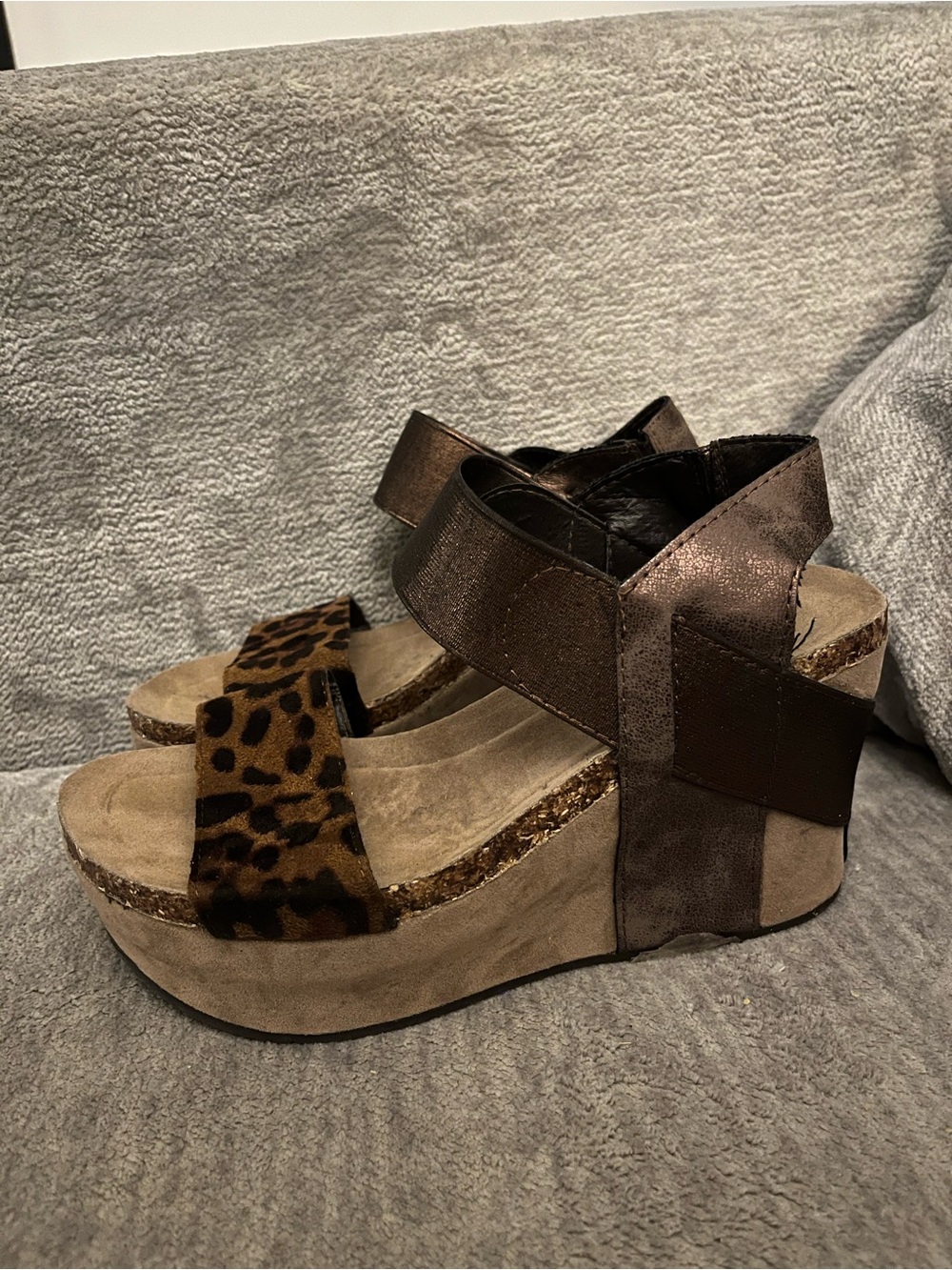 Pierre Dumas 7 Leopard Print Platform Wedge Sandals